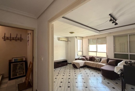 Revente - Appartement - Torrevieja - Centro