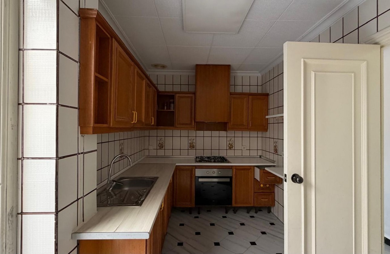 Revente - Appartement - Torrevieja - Centro
