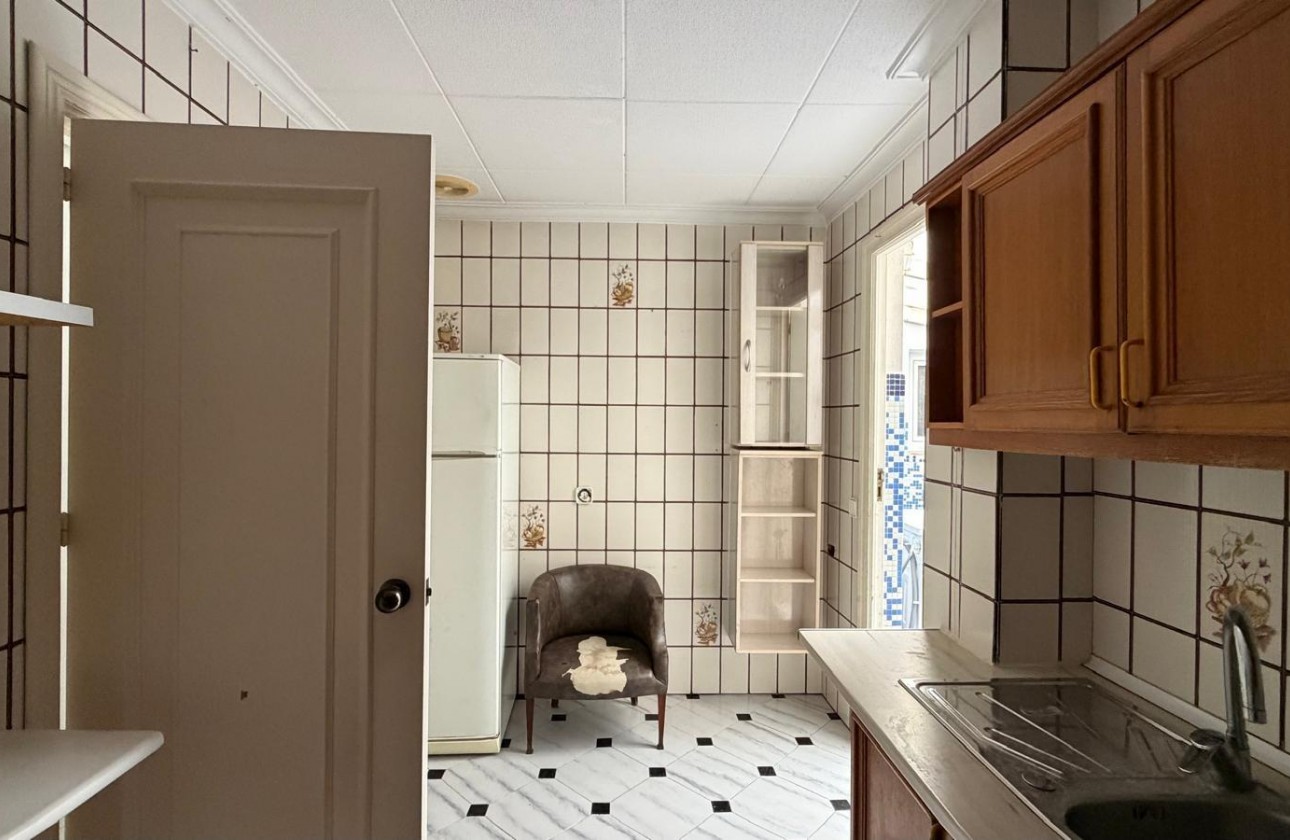 Revente - Appartement - Torrevieja - Centro