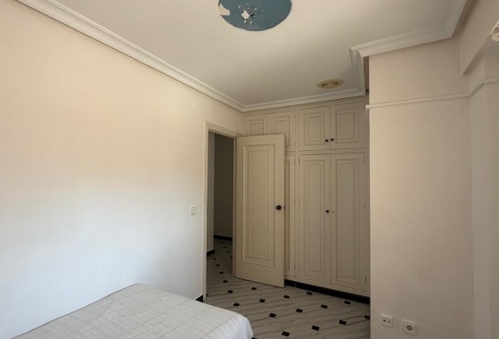 Revente - Appartement - Torrevieja - Centro