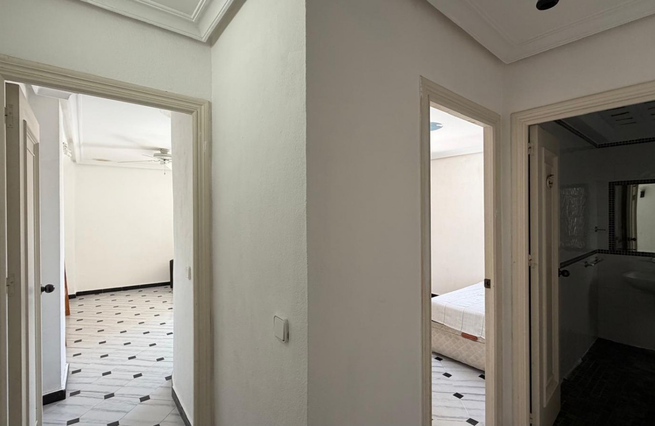 Revente - Appartement - Torrevieja - Centro