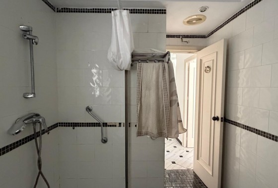 Revente - Appartement - Torrevieja - Centro