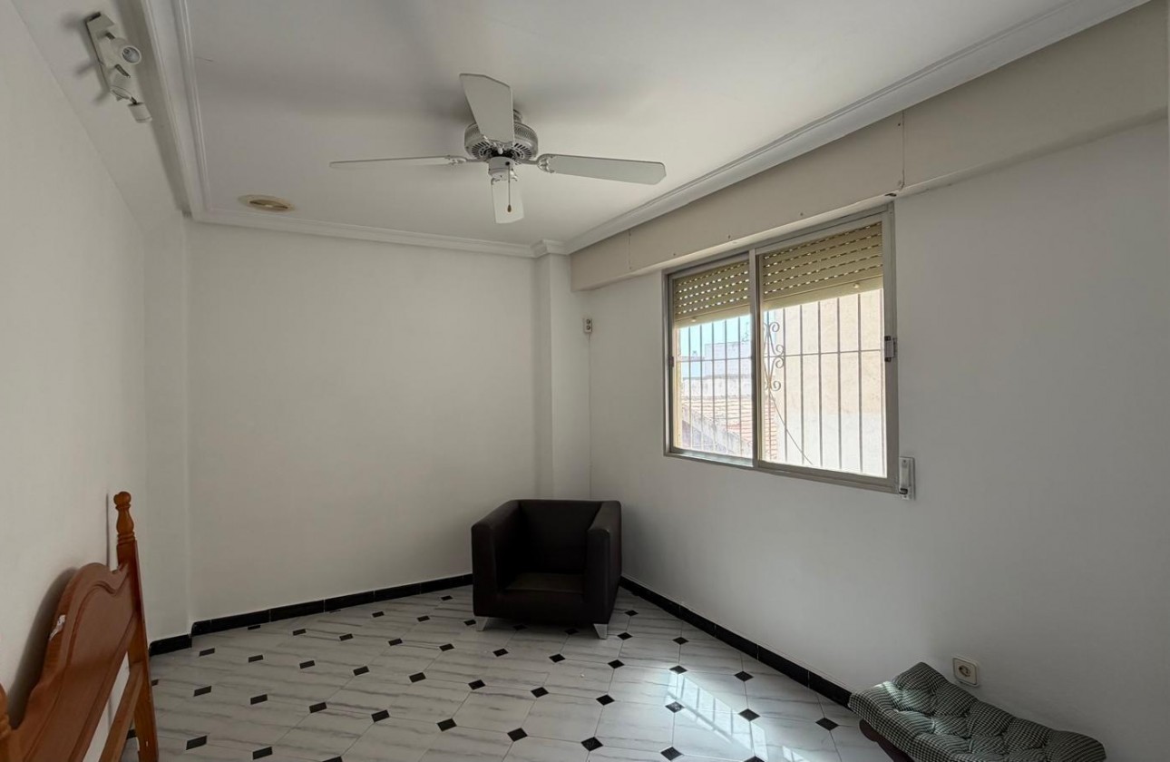 Revente - Appartement - Torrevieja - Centro