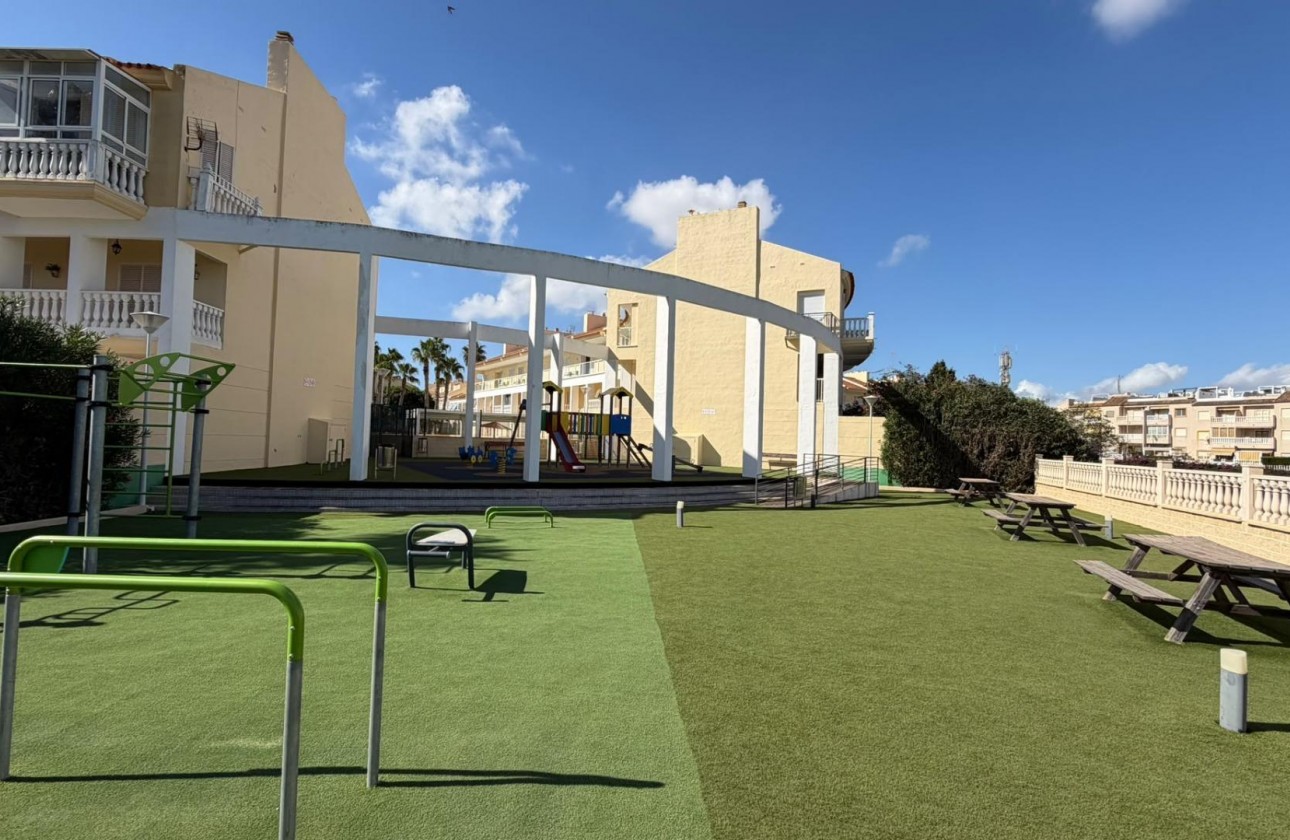 Revente - Appartement - Torrevieja - Torreblanca