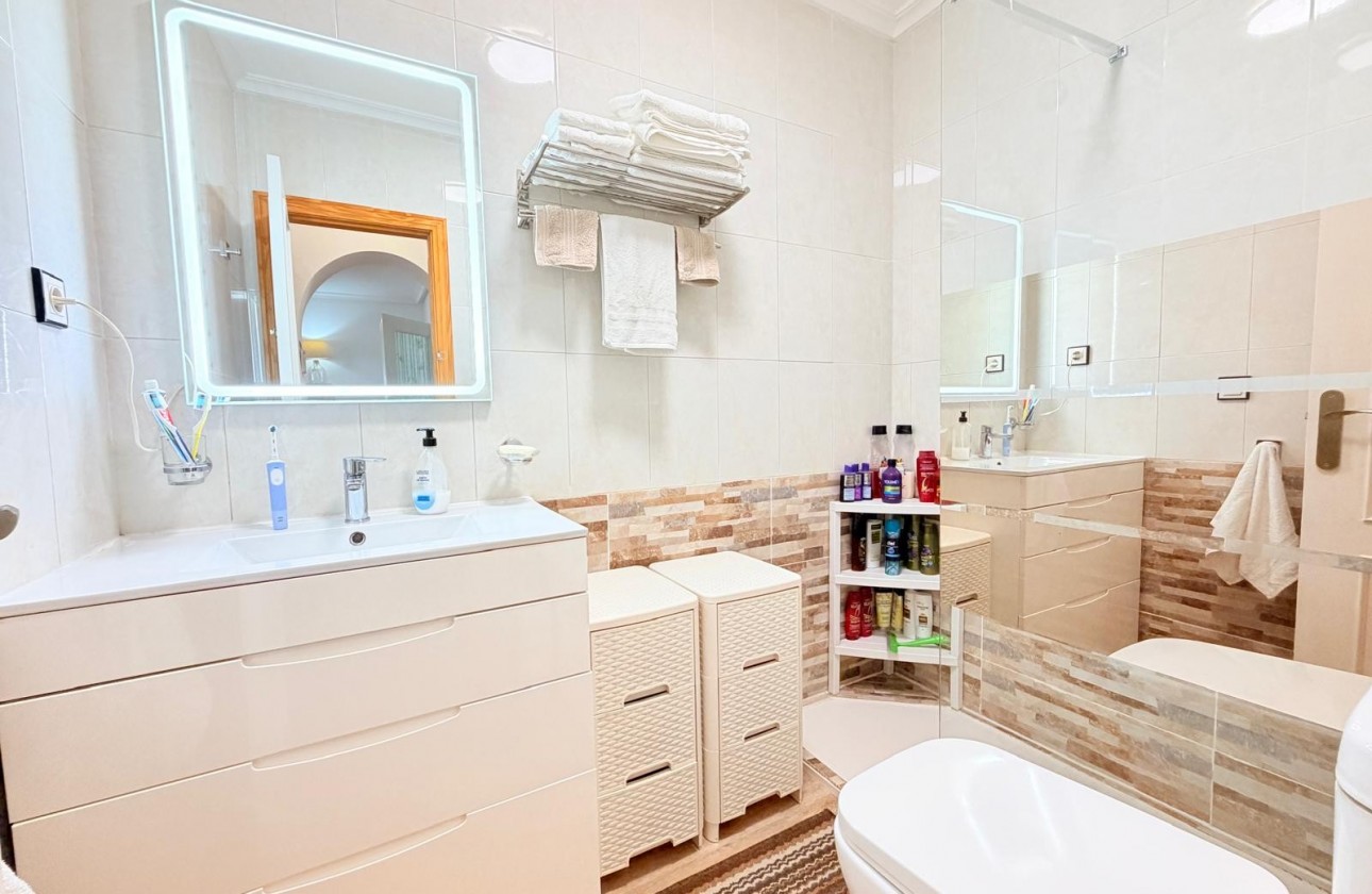 Resale - Apartment / flat - Los Montesinos - Costa Blanca