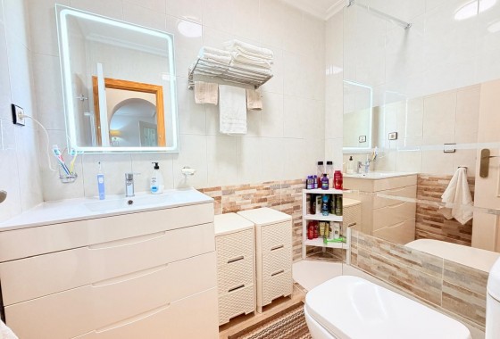 Resale - Apartment / flat - Los Montesinos - Costa Blanca