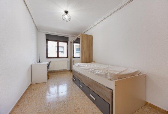 Reventa - Apartamento / piso - San Miguel de Salinas
