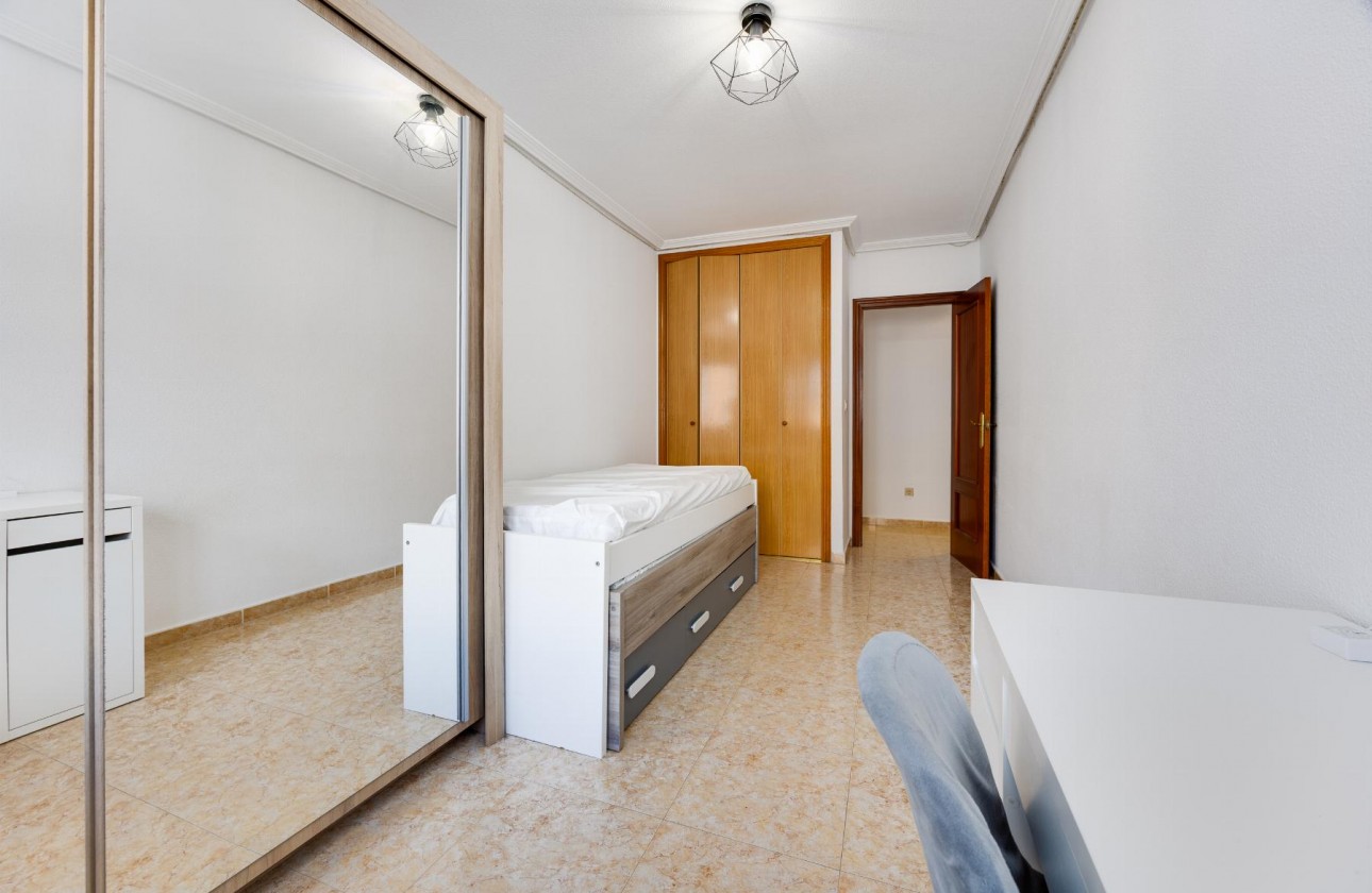 Reventa - Apartamento / piso - San Miguel de Salinas