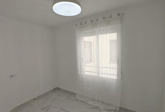 Revente - Appartement - Torrevieja - Acequion