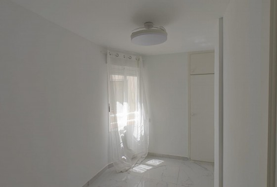 Revente - Appartement - Torrevieja - Acequion