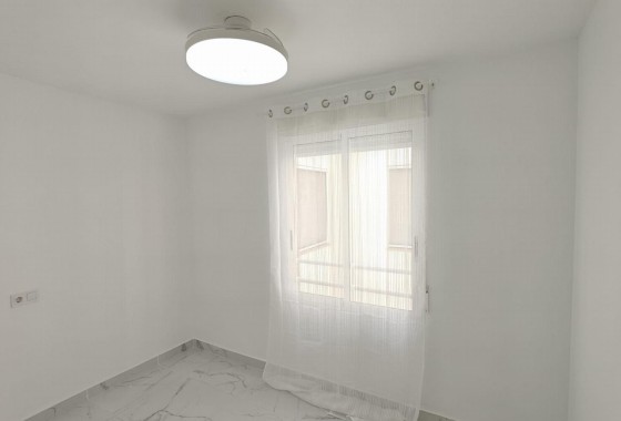 Revente - Appartement - Torrevieja - Acequion