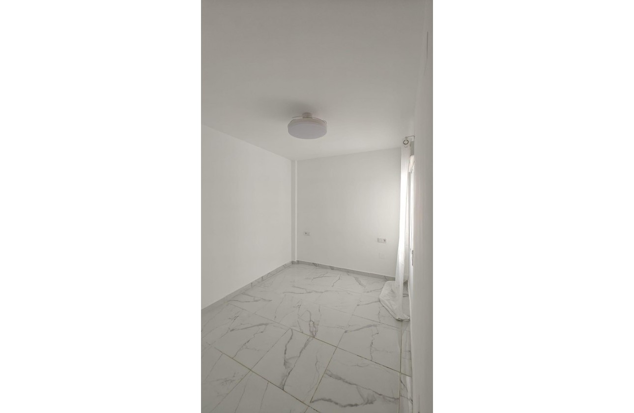 Revente - Appartement - Torrevieja - Acequion