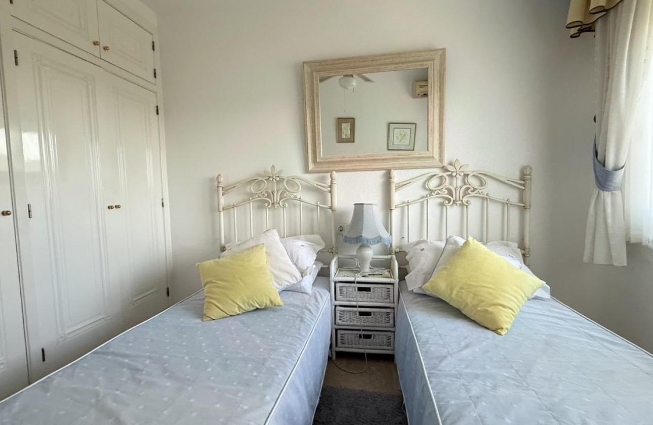 Resale - Villa - Dehesa de campoamor - Las Ramblas Golf