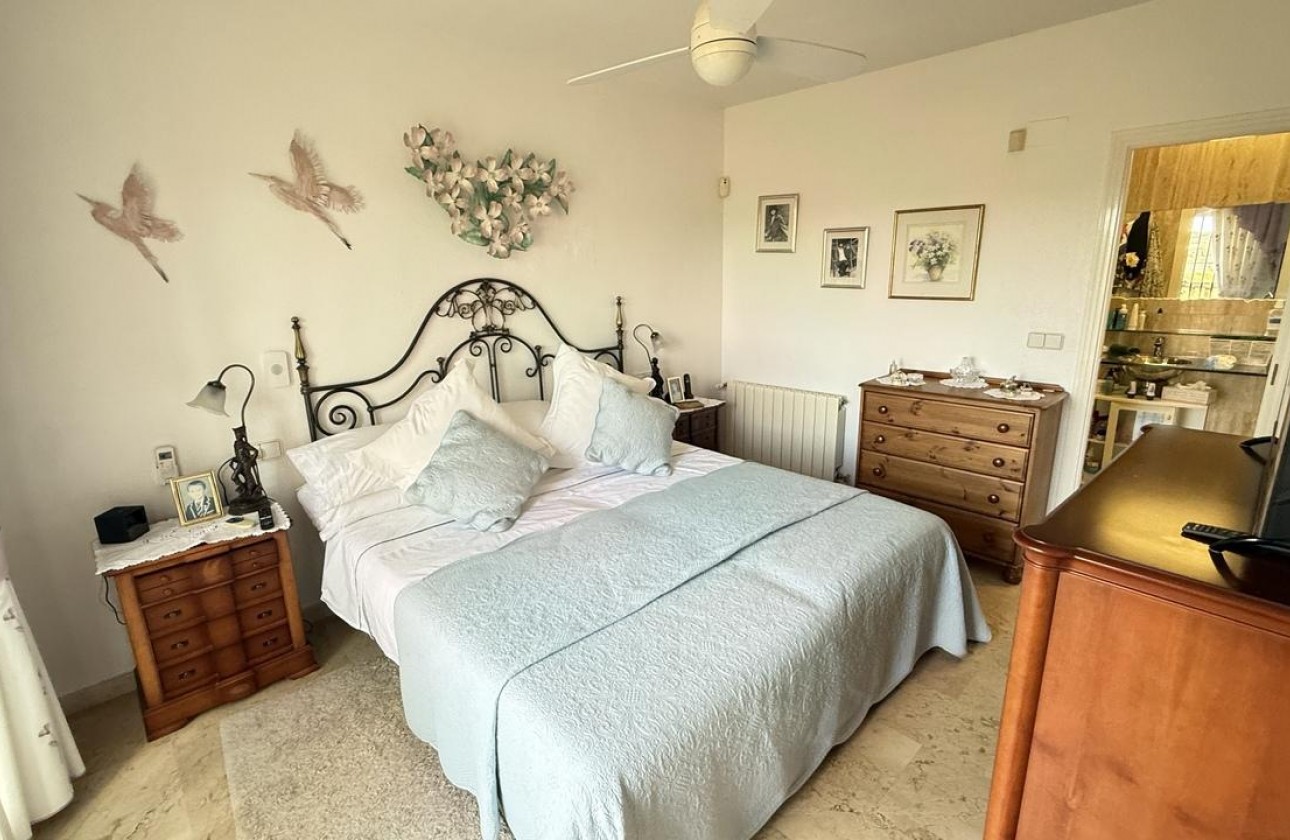 Resale - Villa - Dehesa de campoamor - Las Ramblas Golf