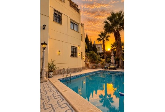 Resale - Villa - Dehesa de campoamor - Las Ramblas Golf