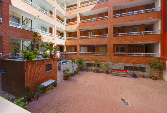 Reventa - Apartamento / piso - Torrevieja - Playa del Acequión