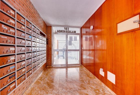 Reventa - Apartamento / piso - Torrevieja - Playa del Acequión