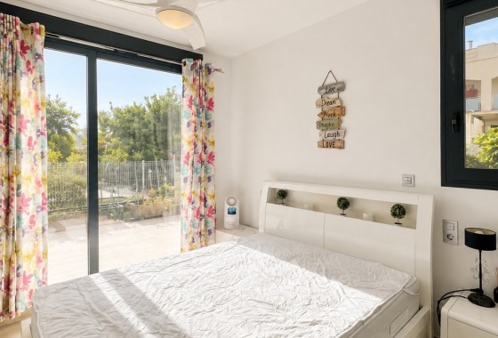 Resale - Apartment / flat - Orihuela Costa - Punta Prima