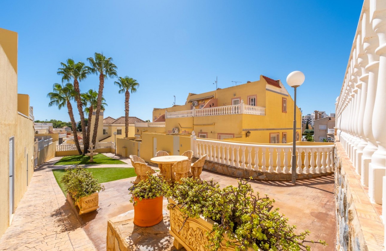 Revente - Villa - Orihuela Costa - Lomas de Campoamor-Las Ramblas