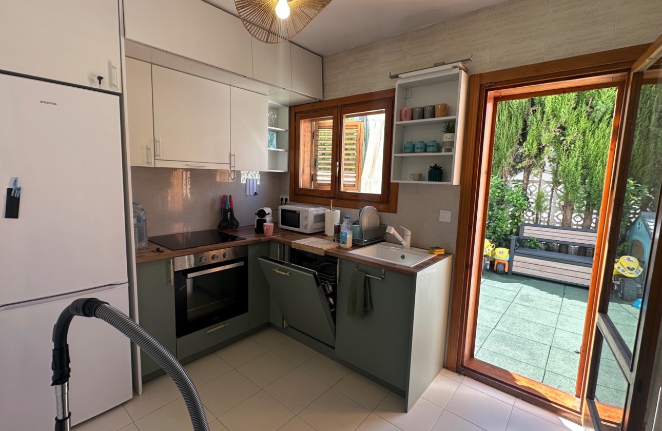 Resale - Villa - La Mata - Costa Blanca