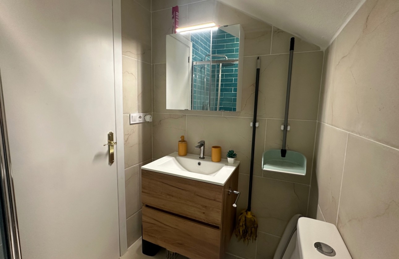 Resale - Villa - La Mata - Costa Blanca