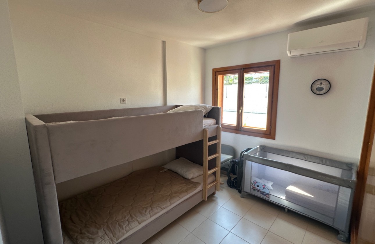 Resale - Villa - La Mata - Costa Blanca