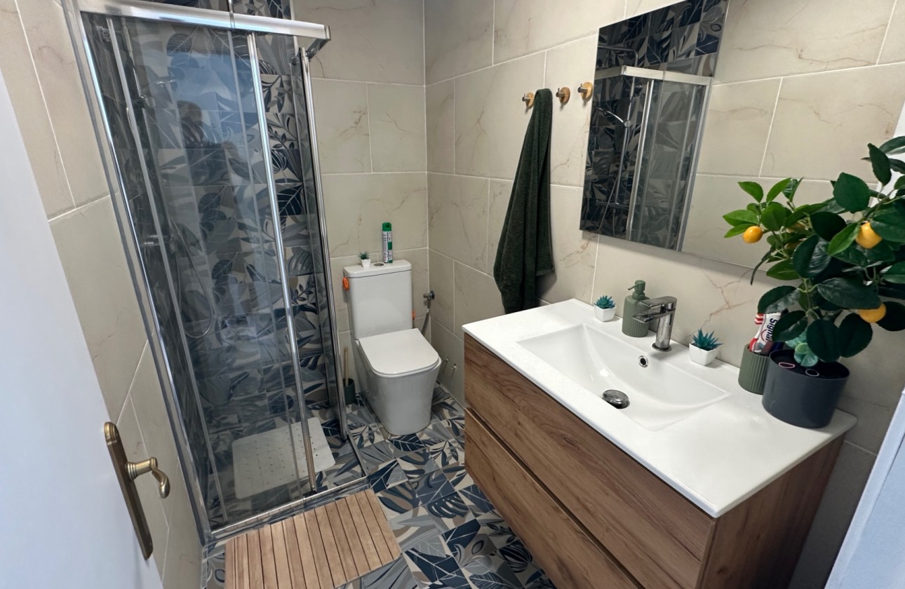 Resale - Villa - La Mata - Costa Blanca