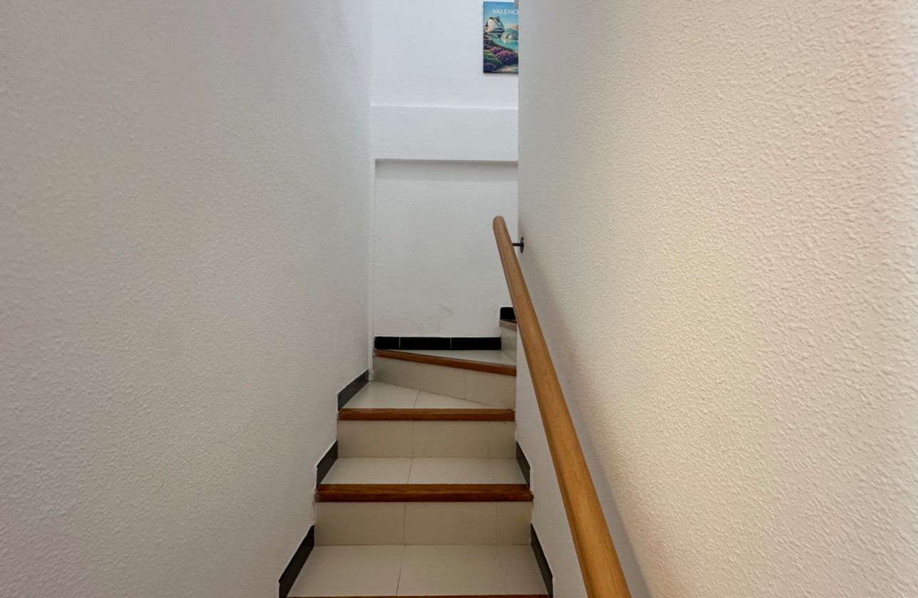 Resale - Villa - La Mata - Costa Blanca