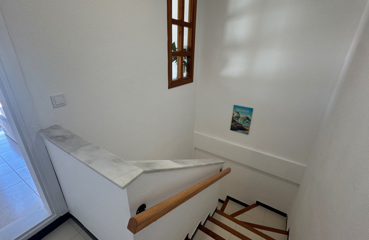 Resale - Villa - La Mata - Costa Blanca