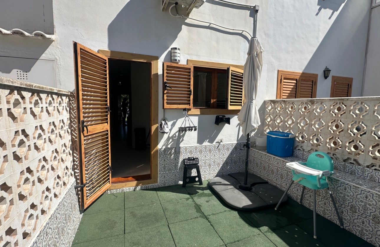 Resale - Villa - La Mata - Costa Blanca