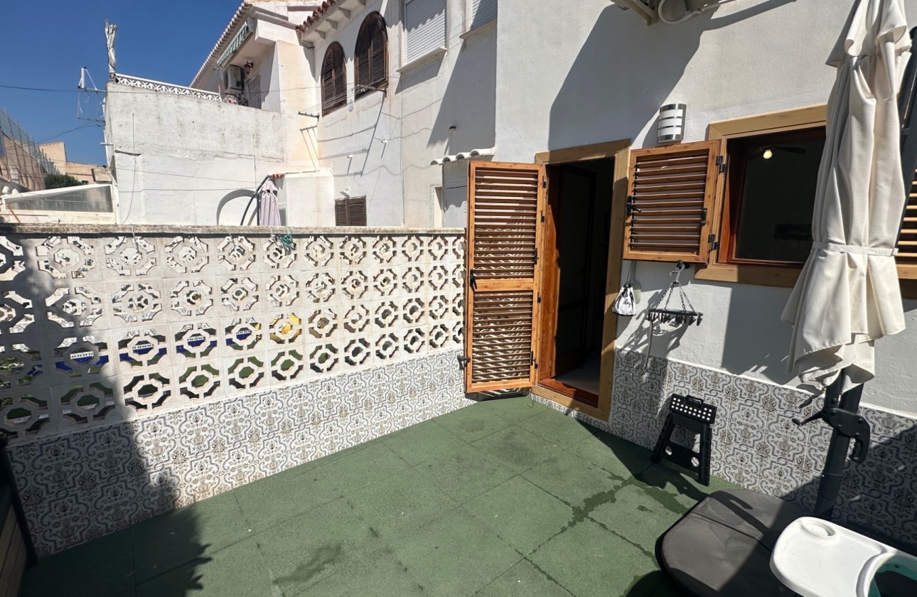 Resale - Villa - La Mata - Costa Blanca