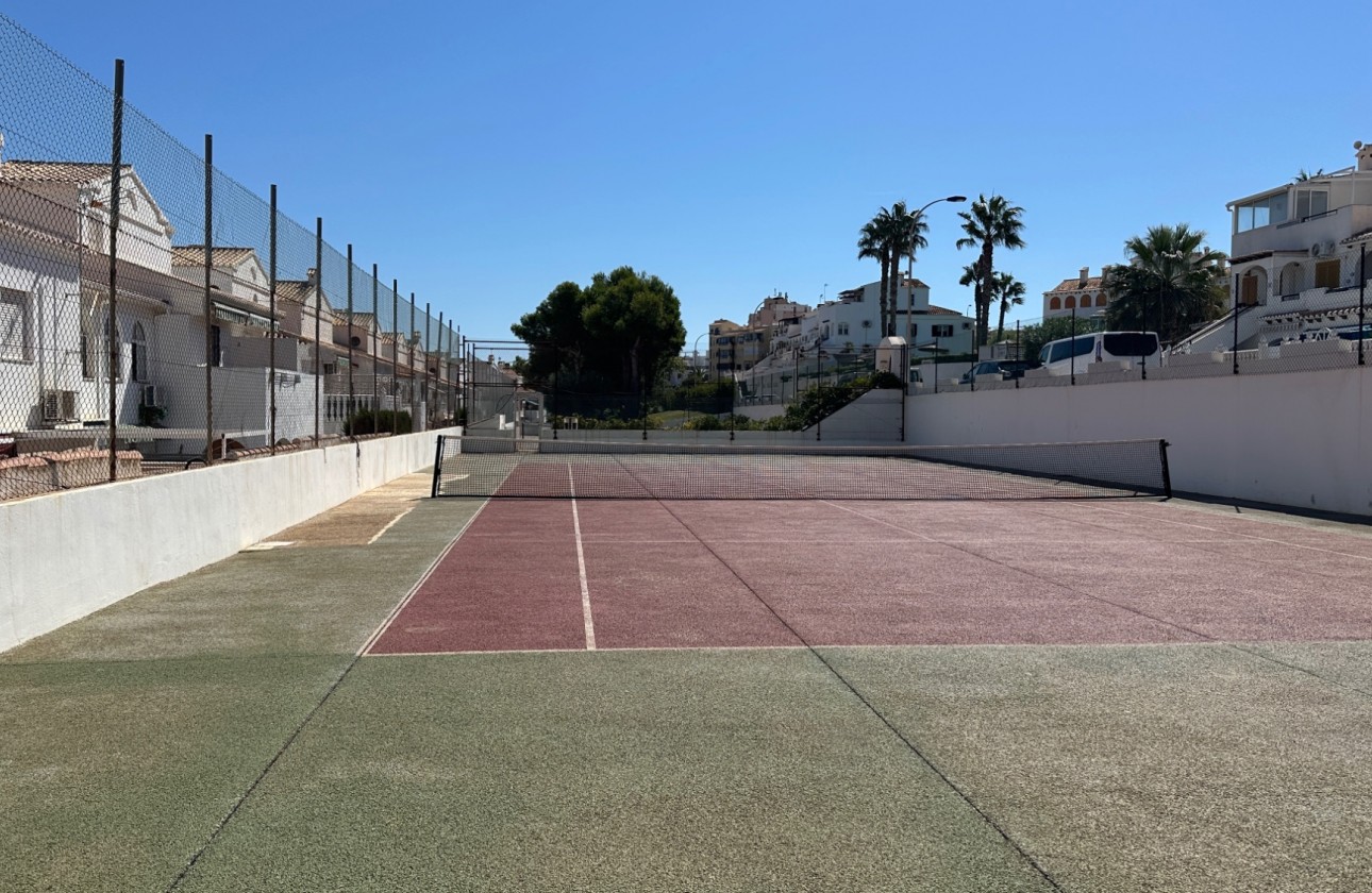 Resale - Villa - La Mata - Costa Blanca