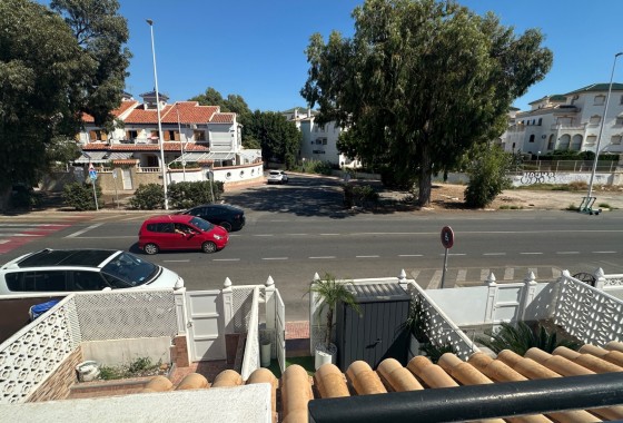 Resale - Villa - La Mata - Costa Blanca