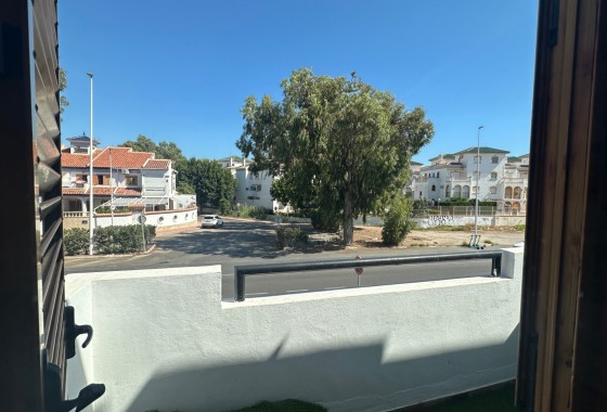 Resale - Villa - La Mata - Costa Blanca