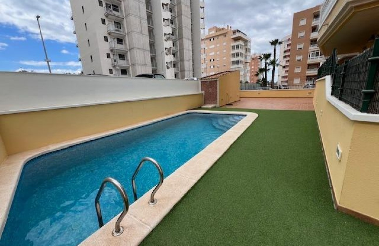 Revente - Appartement - Guardamar del Segura - Puerto Deportivo