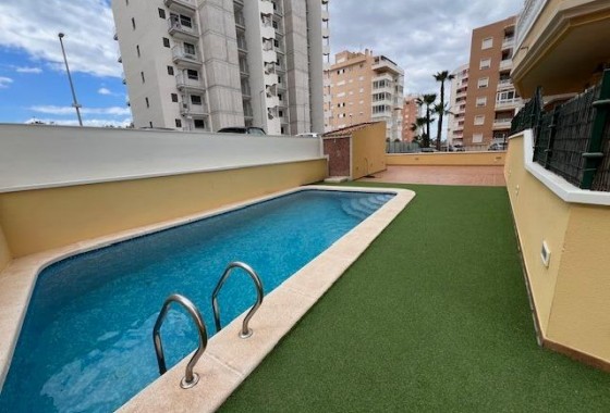 Revente - Appartement - Guardamar del Segura - Puerto Deportivo