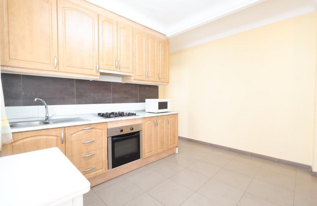 Resale - Apartment / flat - Torrevieja - Costa Blanca