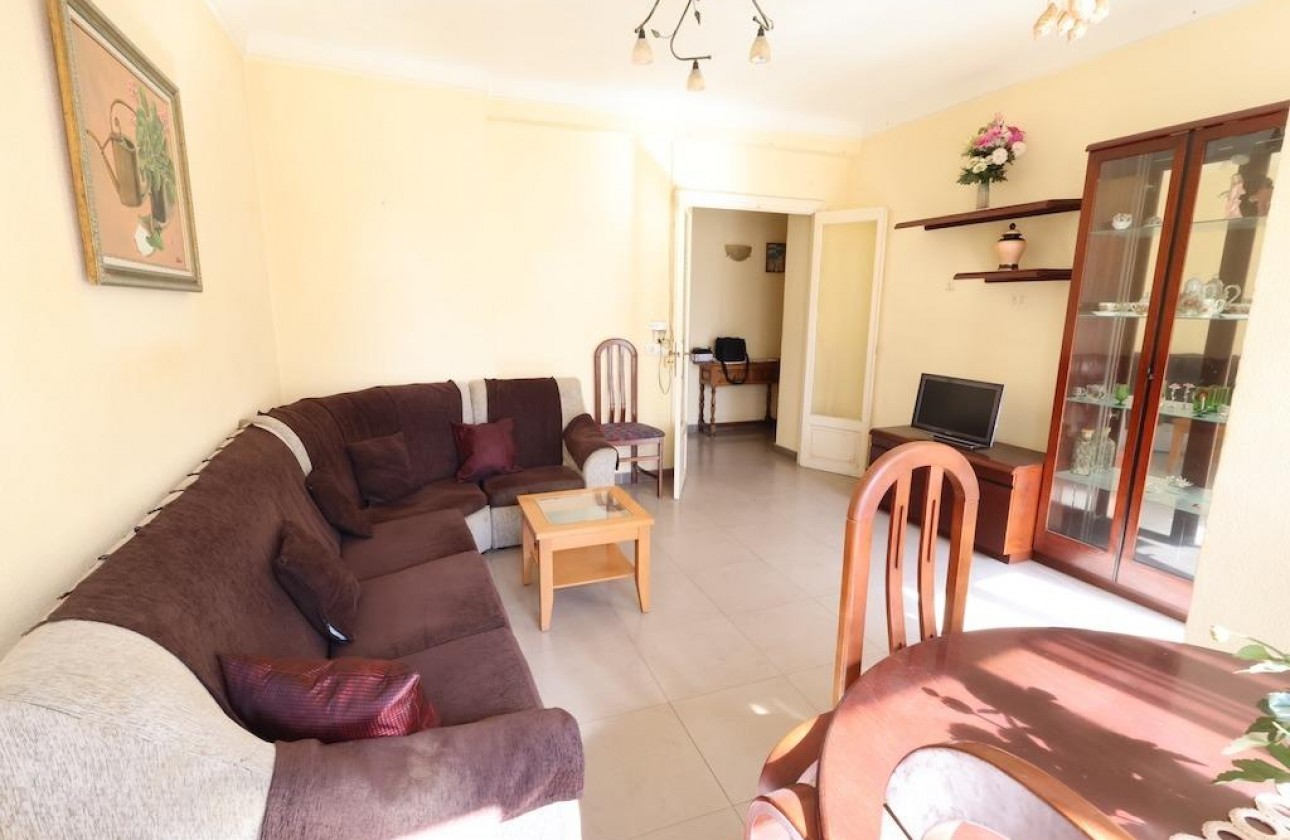 Resale - Apartment / flat - Torrevieja - Costa Blanca