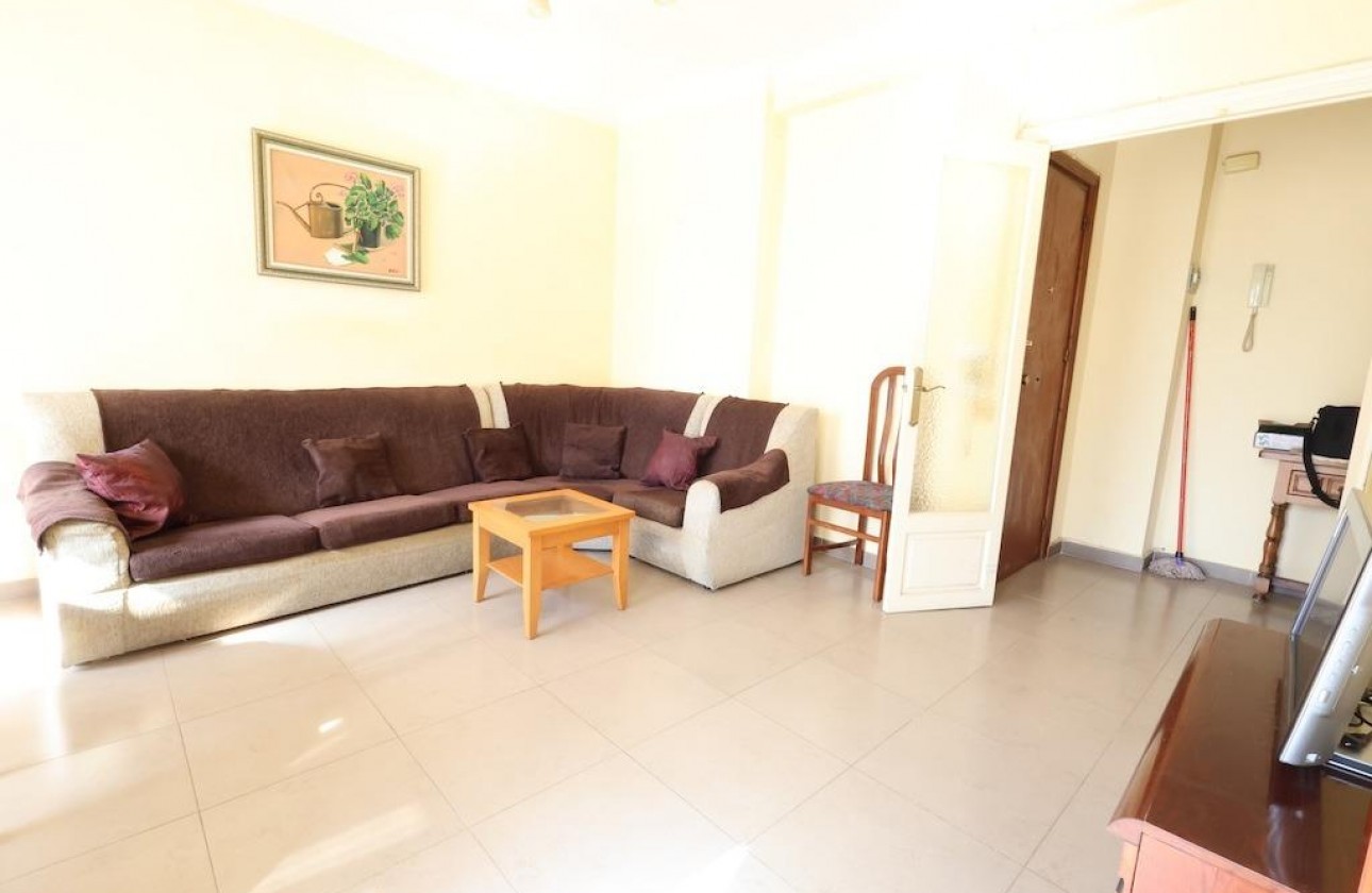 Resale - Apartment / flat - Torrevieja - Costa Blanca