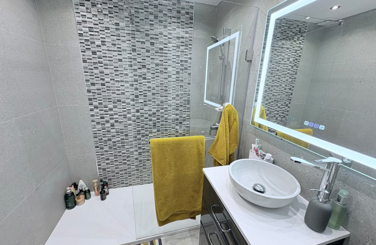 Revente - Villa - Villamartin - Costa Blanca