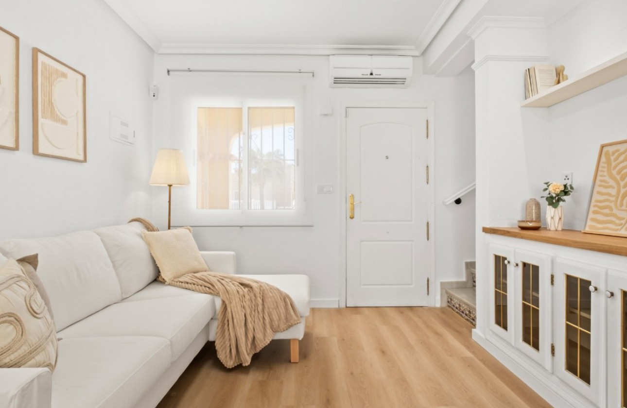 Revente - Villa - Orihuela Costa - Costa Blanca