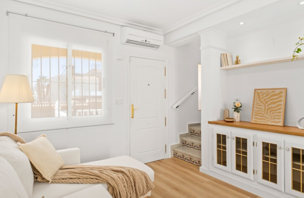 Revente - Villa - Orihuela Costa - Costa Blanca