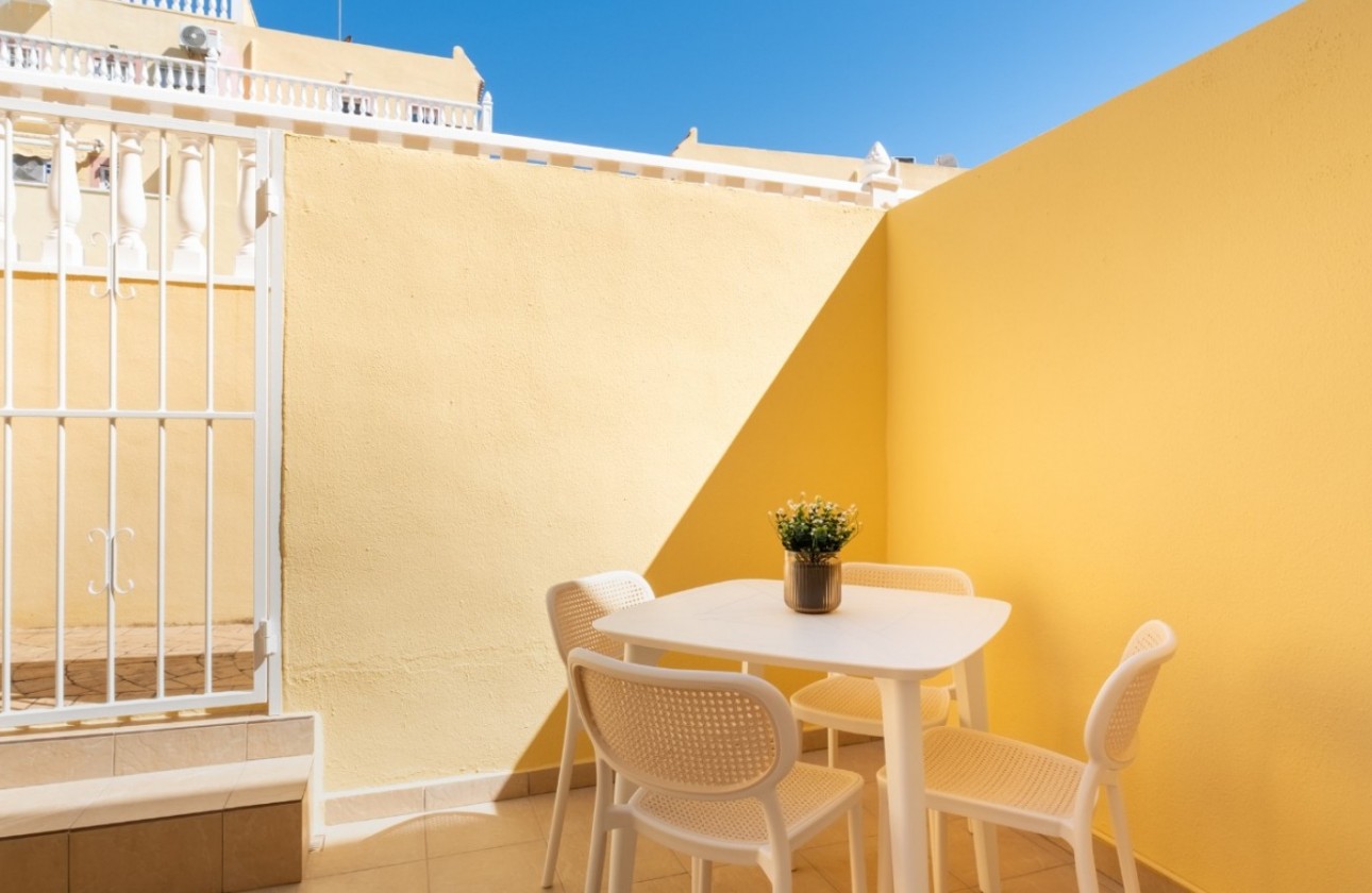 Revente - Villa - Orihuela Costa - Costa Blanca