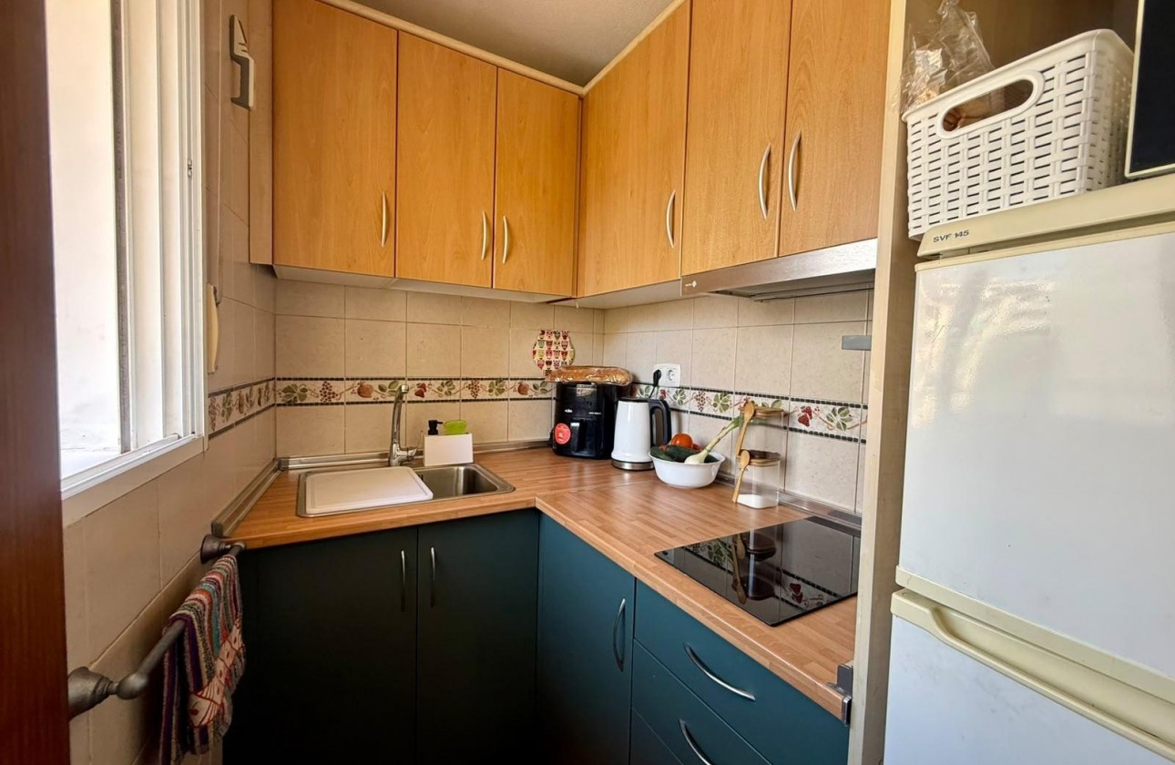 Resale - Apartment / flat - Torrevieja - Centro