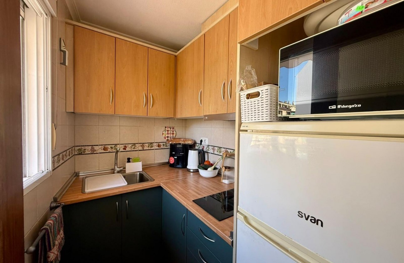 Resale - Apartment / flat - Torrevieja - Centro