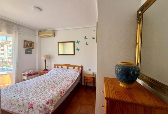 Resale - Apartment / flat - Torrevieja - Centro