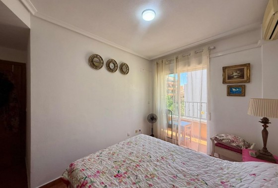 Resale - Apartment / flat - Torrevieja - Centro