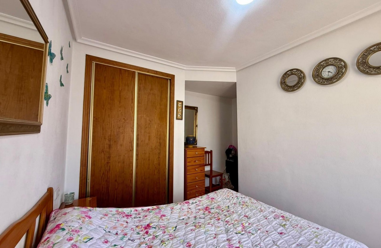 Resale - Apartment / flat - Torrevieja - Centro