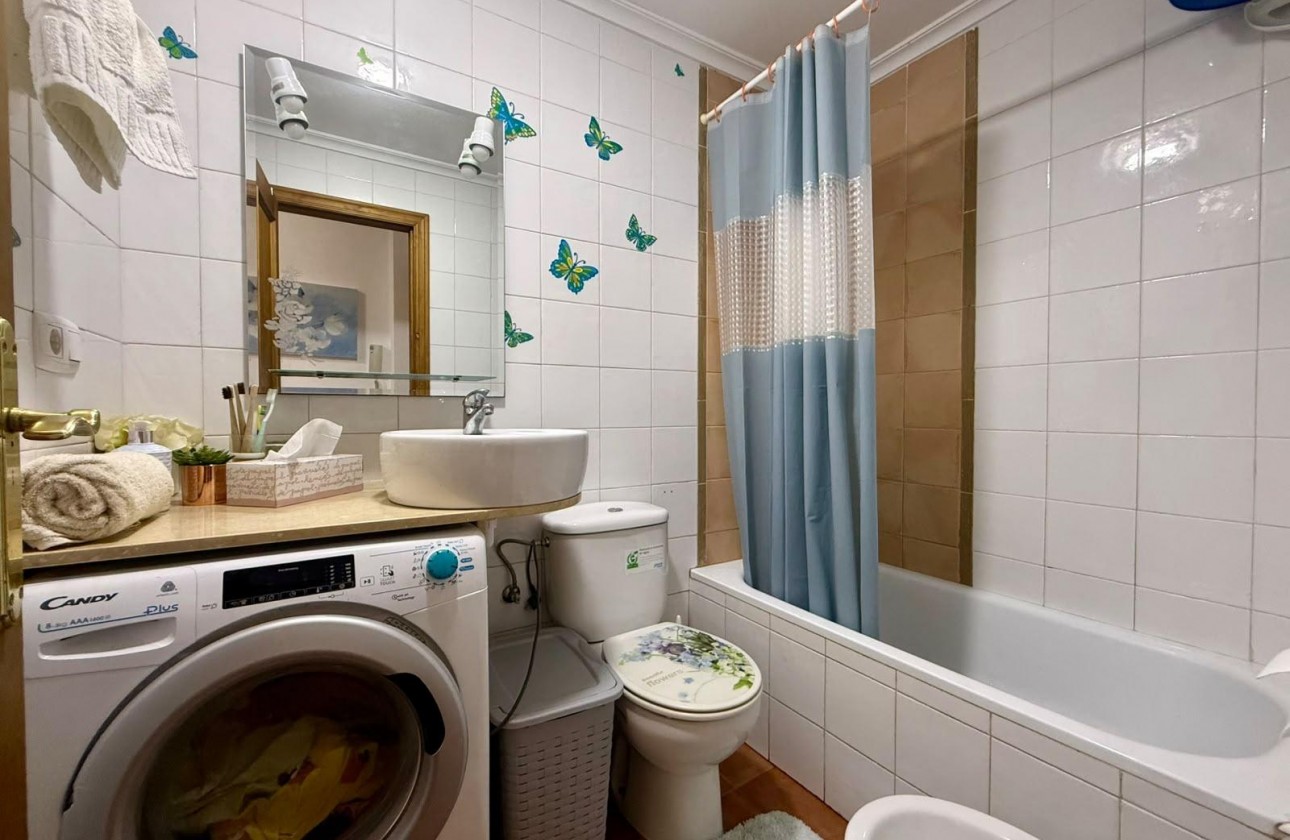 Resale - Apartment / flat - Torrevieja - Centro