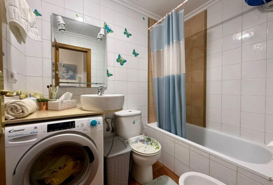 Resale - Apartment / flat - Torrevieja - Centro